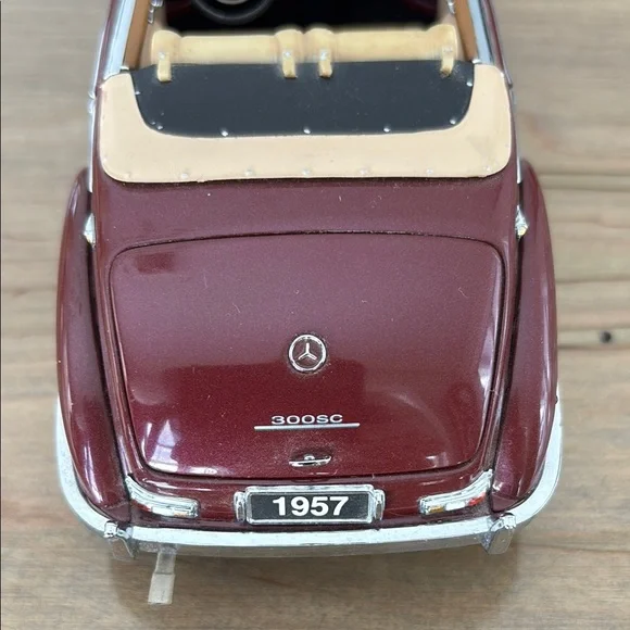 Mercedes-Benz 300 Sc - Picture 5 of 16